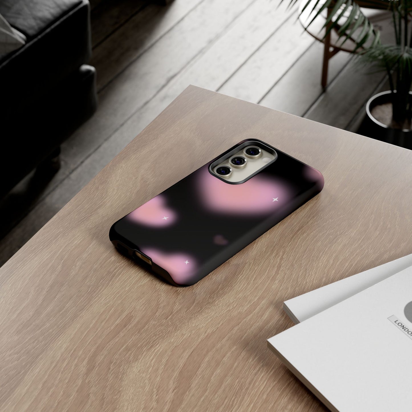 Black and Pink Blurry Heart Phone Case