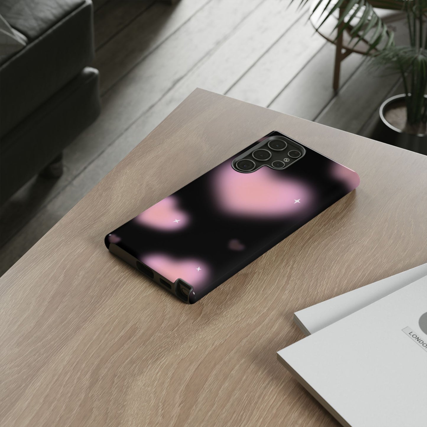 Black and Pink Blurry Heart Phone Case