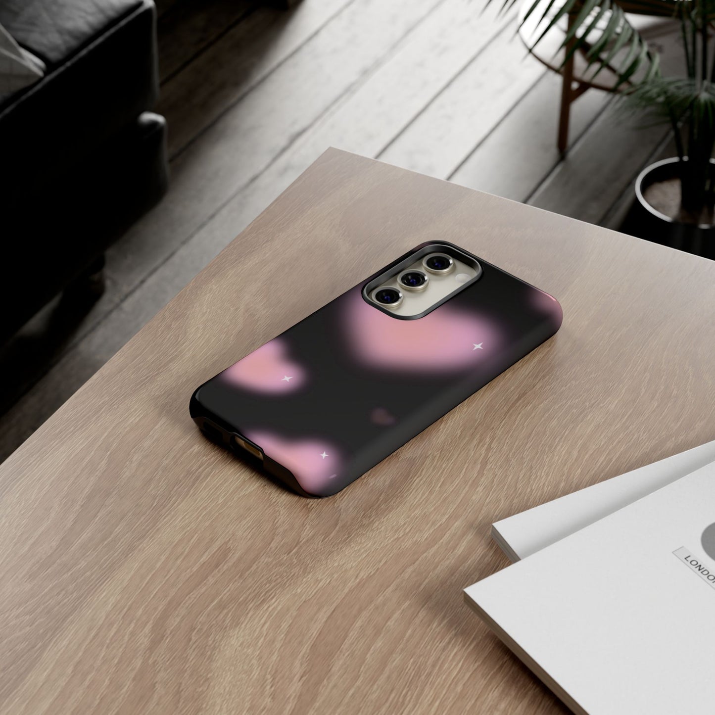 Black and Pink Blurry Heart Phone Case