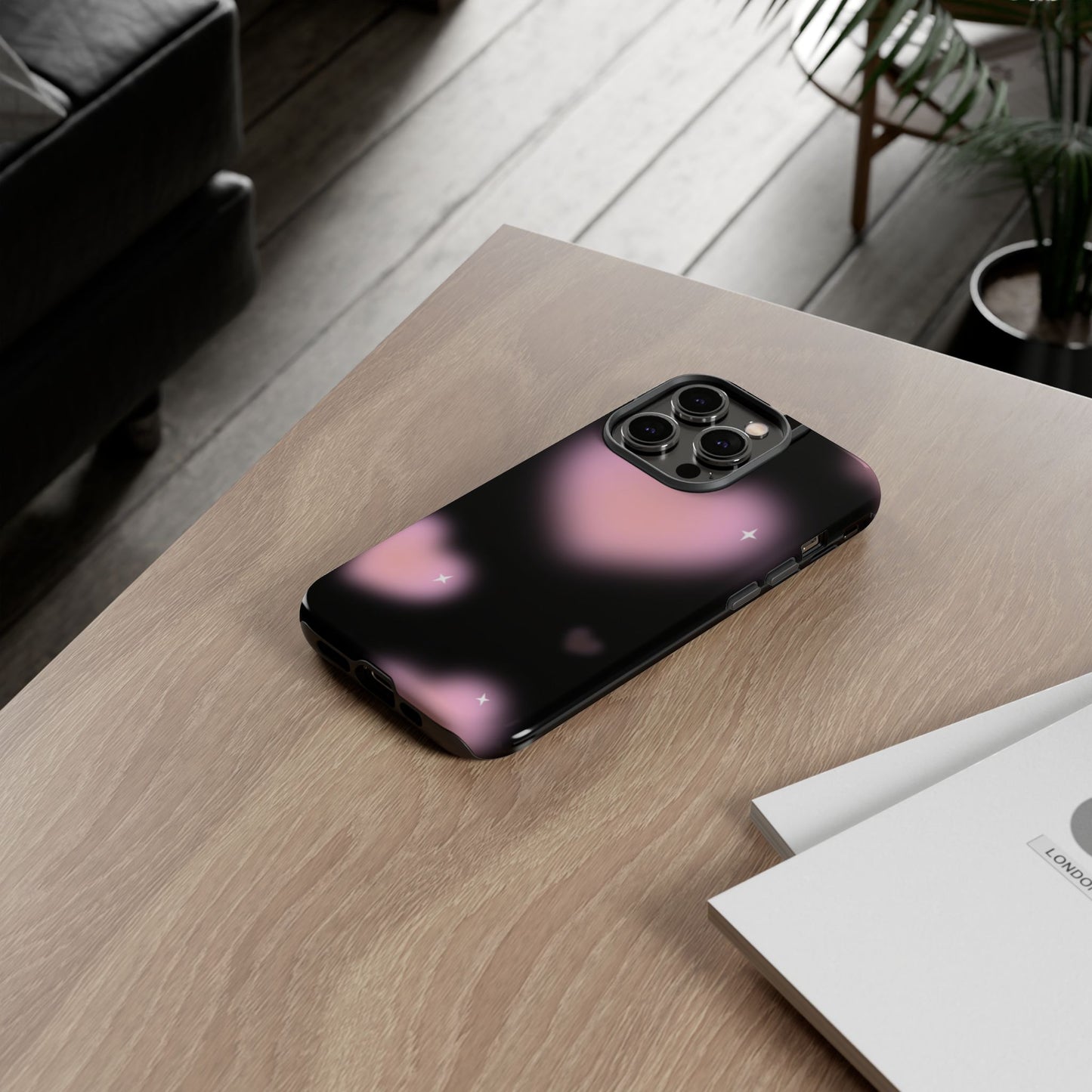 Black and Pink Blurry Heart Phone Case