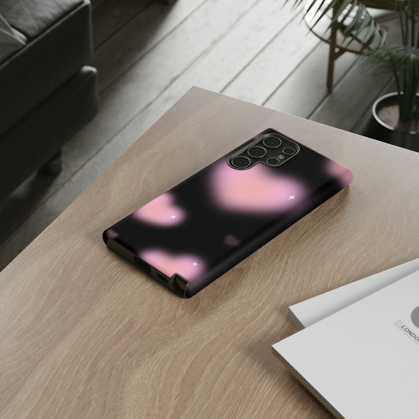 Black and Pink Blurry Heart Phone Case