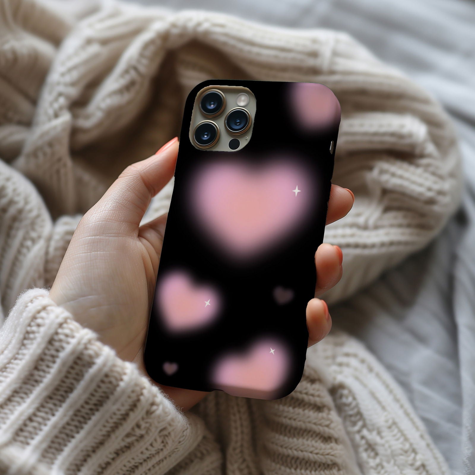 Black and Pink Blurry Hearts Magsafe iPhone Case - Techy Treasures -  