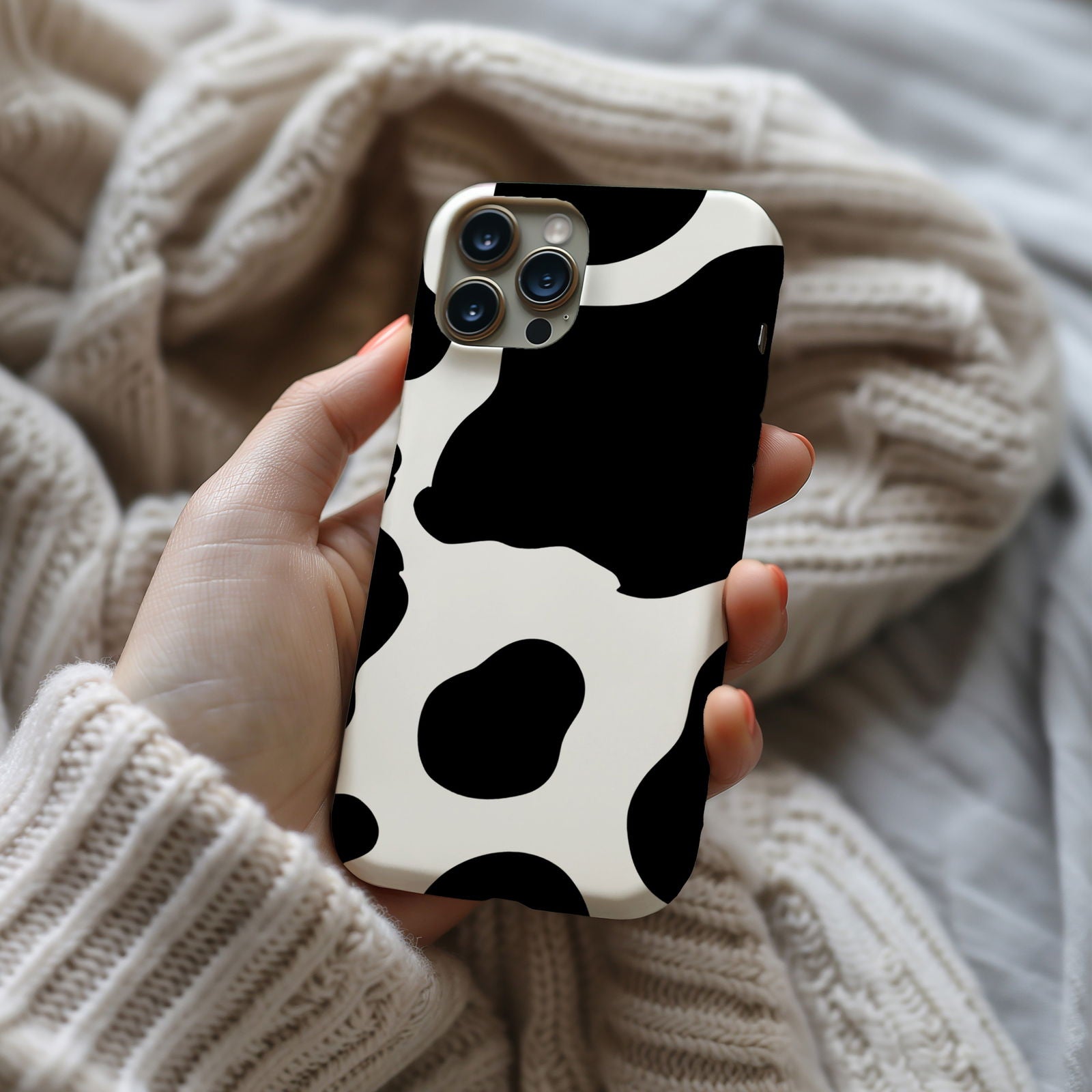 Black and White Cow Print Magsafe iPhone Case - Techy Treasures -  