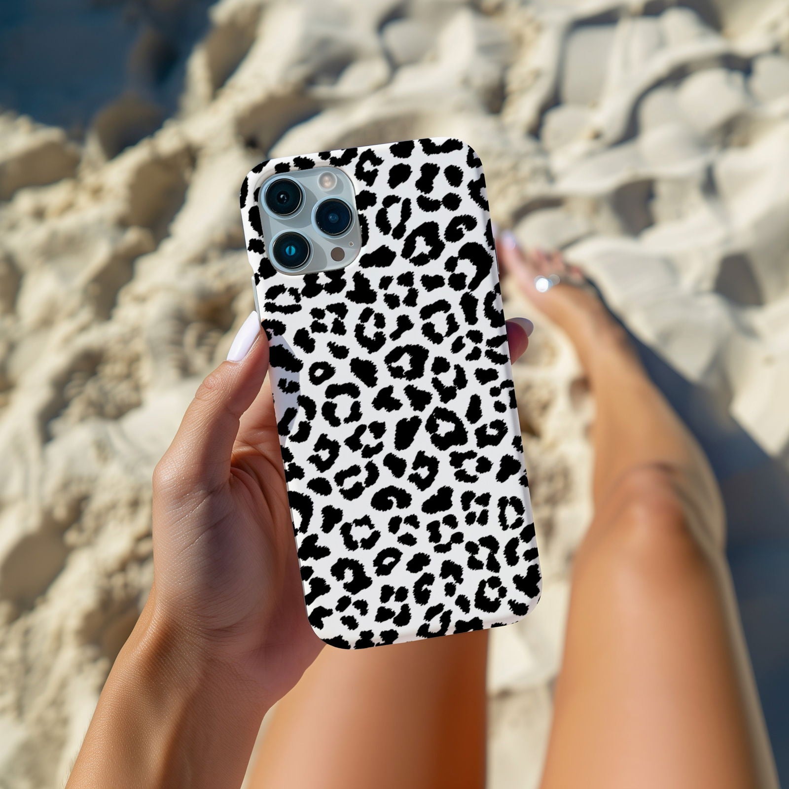 Black and White Leopard Print Magsafe iPhone Case - Techy Treasures -  