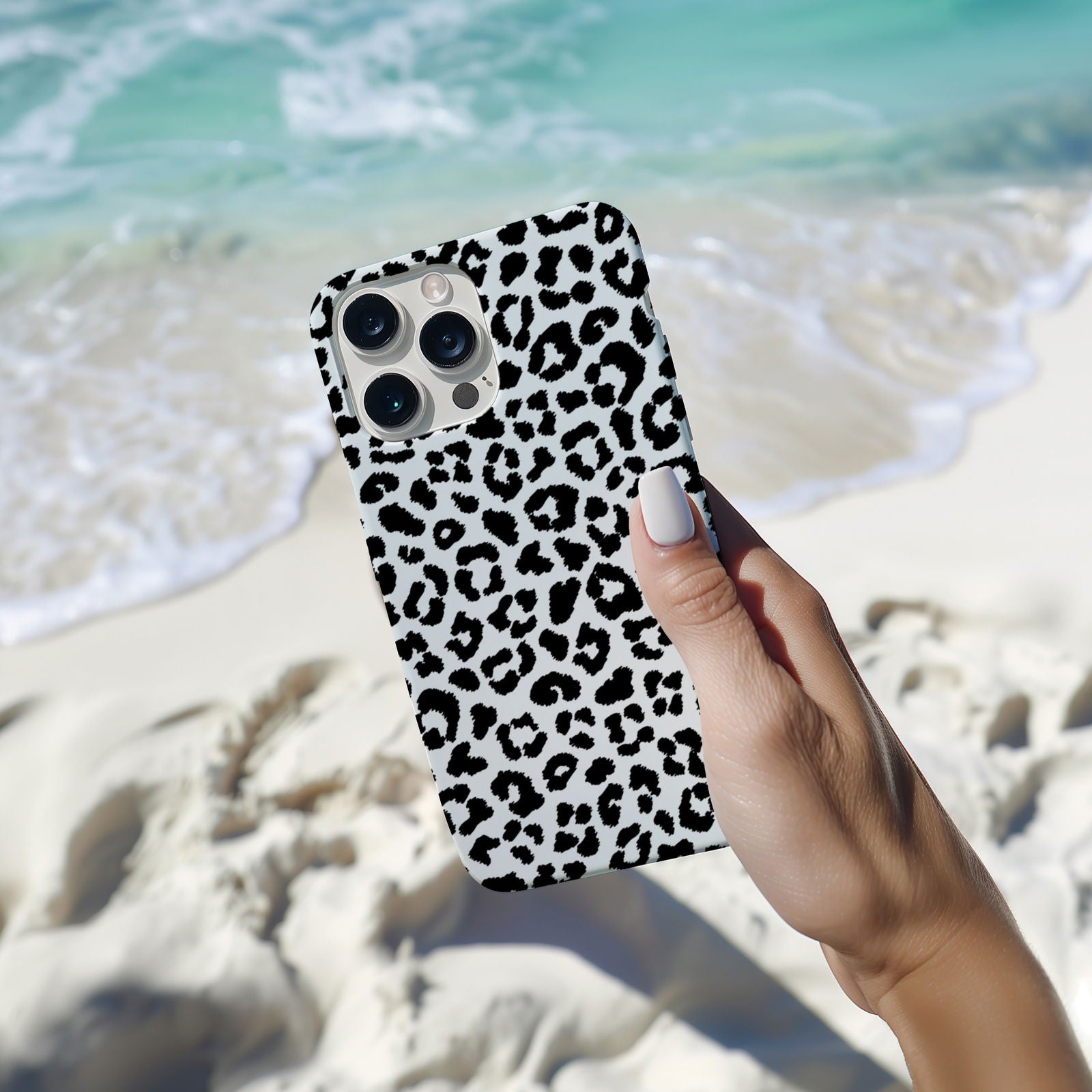 Black and White Leopard Print Magsafe iPhone Case - Techy Treasures -  