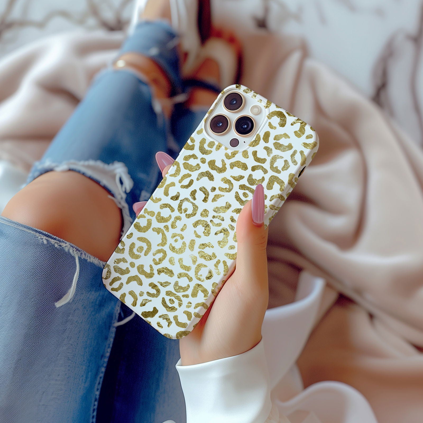 Gold Leopard Print Magsafe iPhone Case - Techy Treasures -  