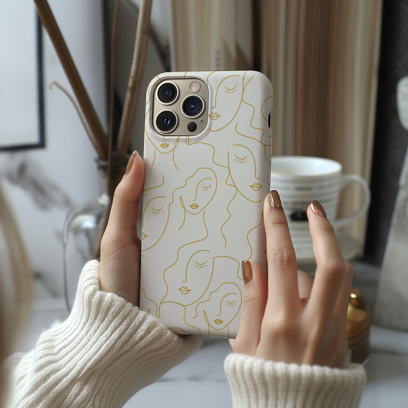 Gold Line Art Face Magsafe iPhone Case - Techy Treasures -  