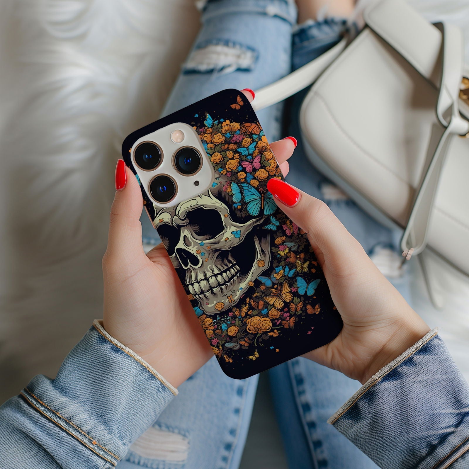 Vibrant Skull Design MagSafe iPhone Case - Techy Treasures -  