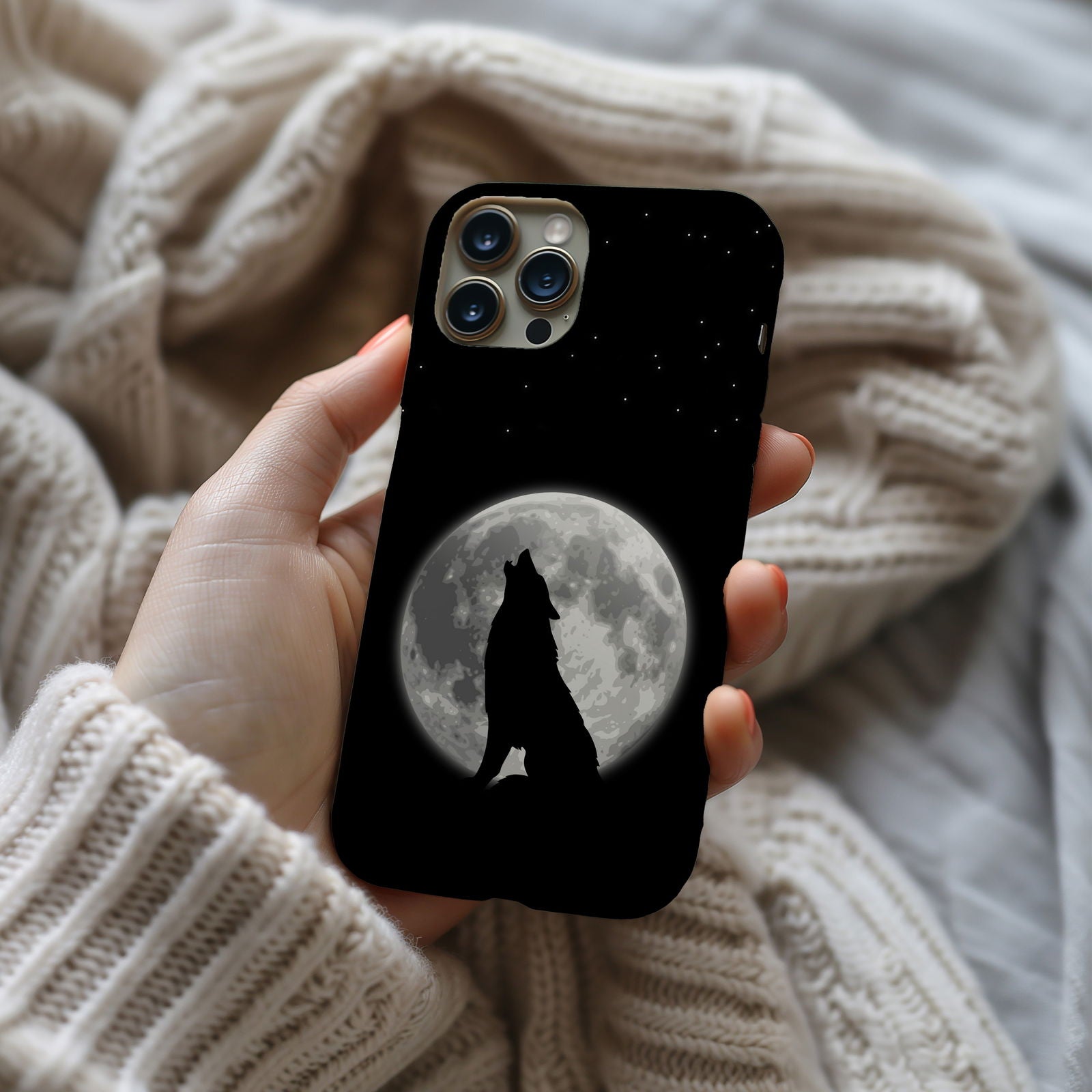Wolf Moon Magsafe iPhone Case - Techy Treasures -  